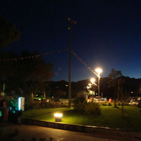 Hotel Sette Archi Bocca di Magra Luaran gambar