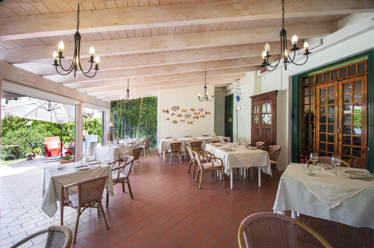 Hotel Sette Archi Bocca di Magra Luaran gambar
