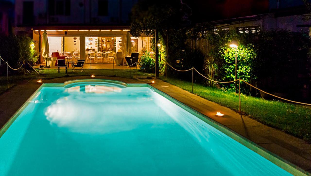 Hotel Sette Archi Bocca di Magra Luaran gambar