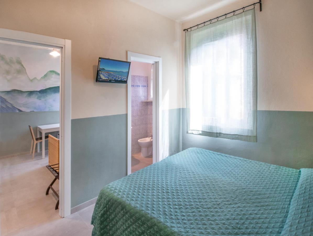 Hotel Sette Archi Bocca di Magra Luaran gambar