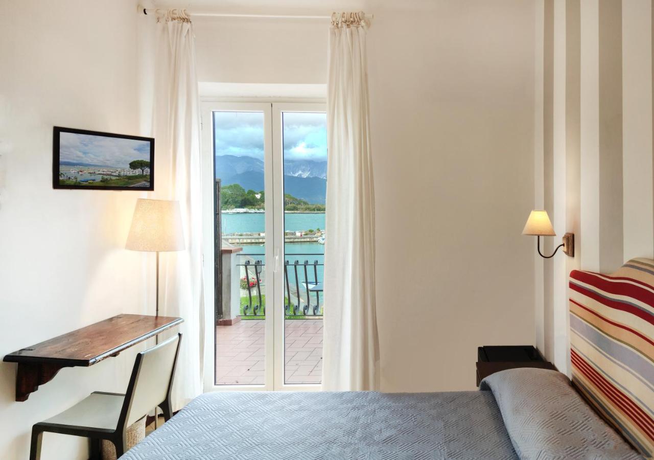 Hotel Sette Archi Bocca di Magra Luaran gambar