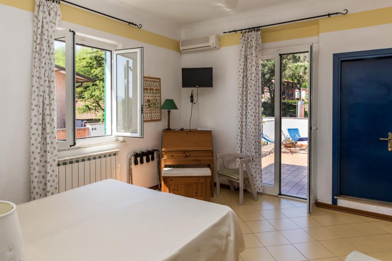 Hotel Sette Archi Bocca di Magra Luaran gambar