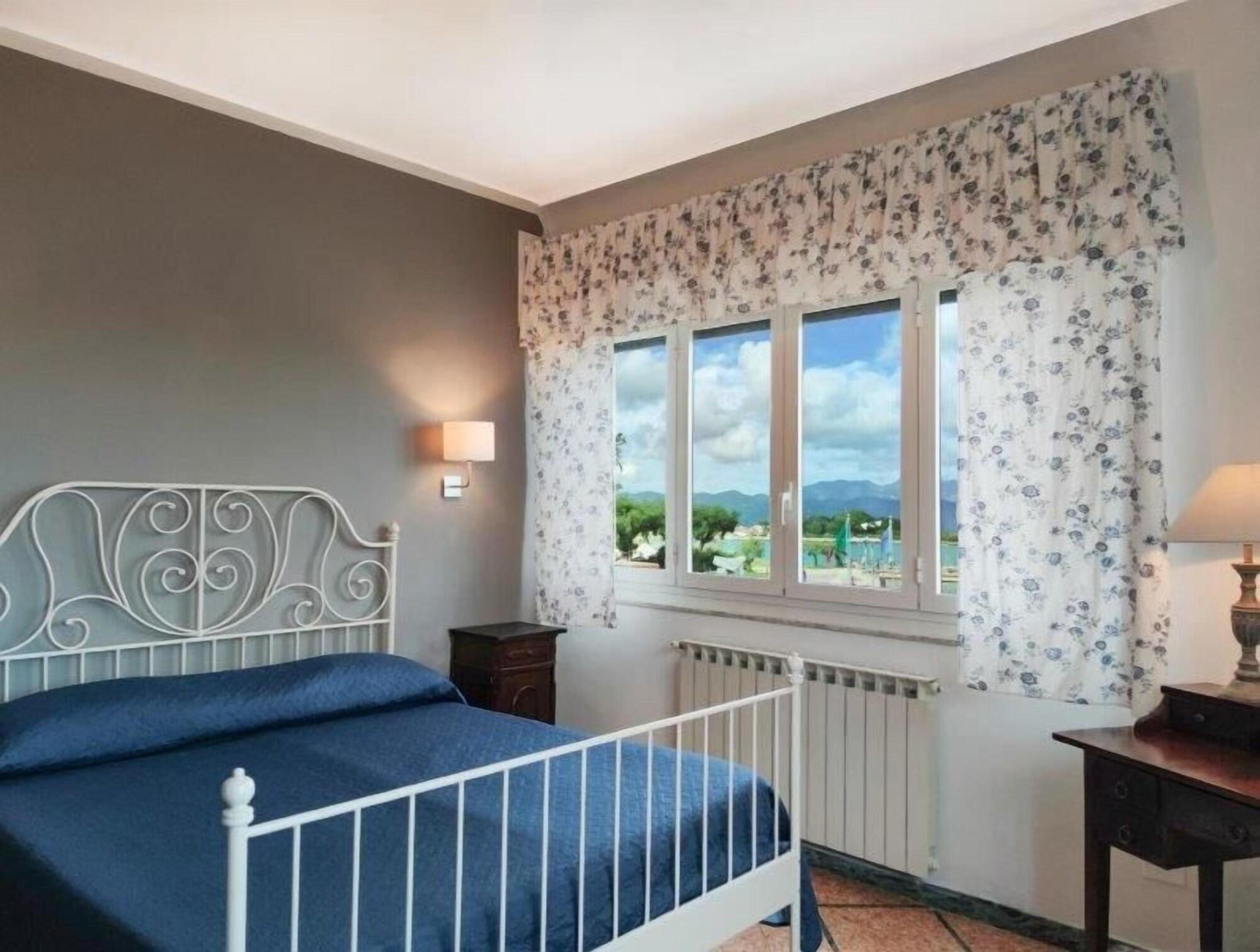 Hotel Sette Archi Bocca di Magra Luaran gambar