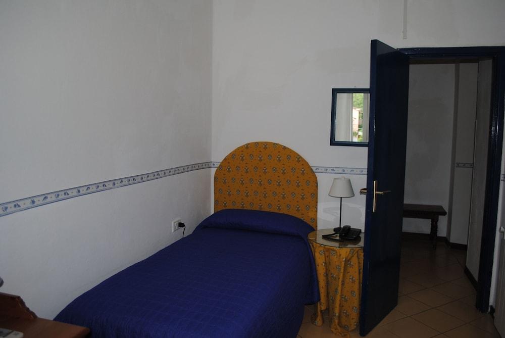 Hotel Sette Archi Bocca di Magra Luaran gambar