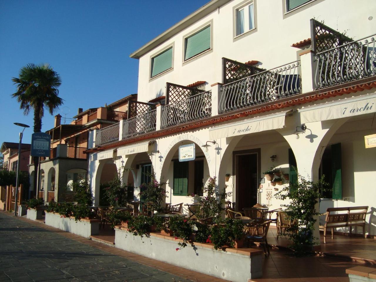Hotel Sette Archi Bocca di Magra Luaran gambar